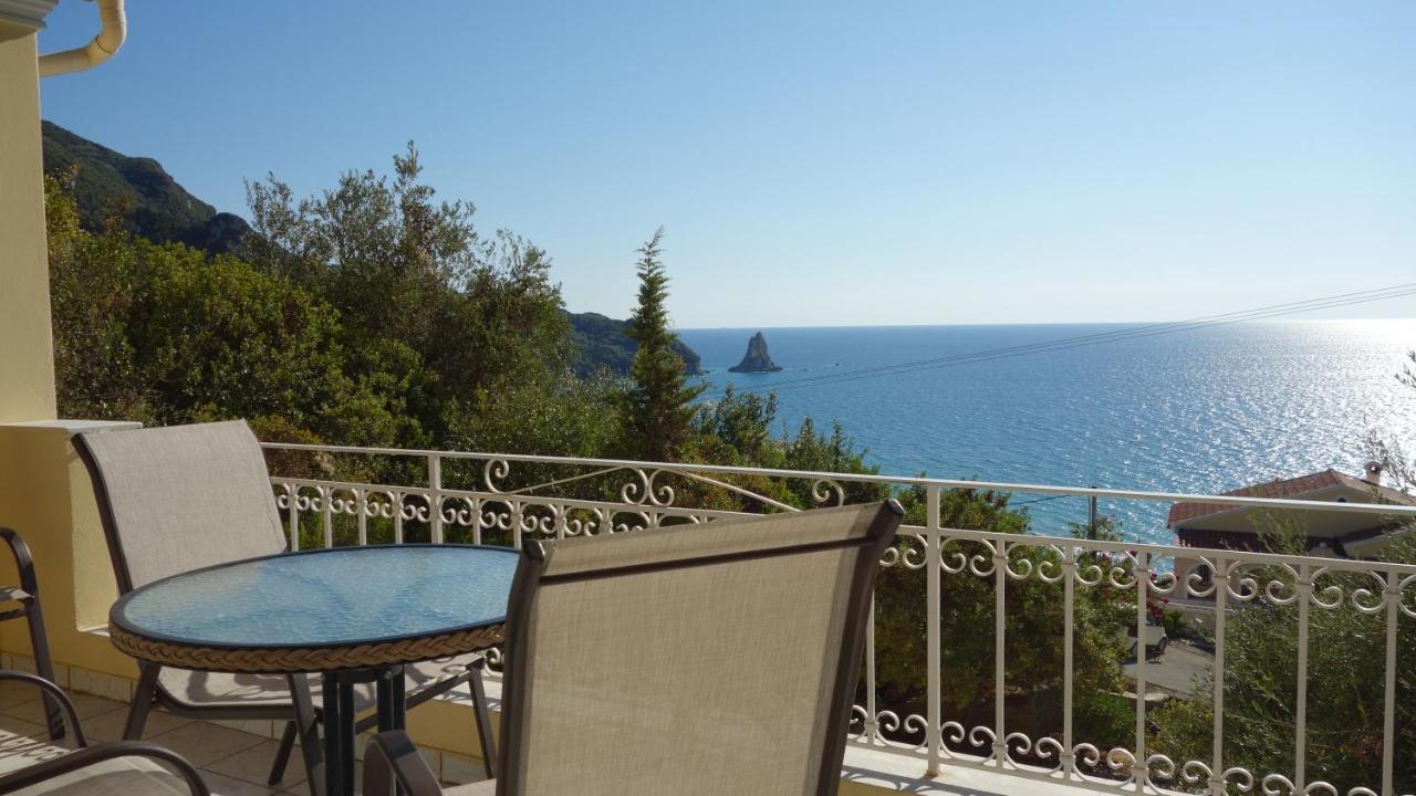 Alexandra Natalia * Agios Gordios (Corfu)